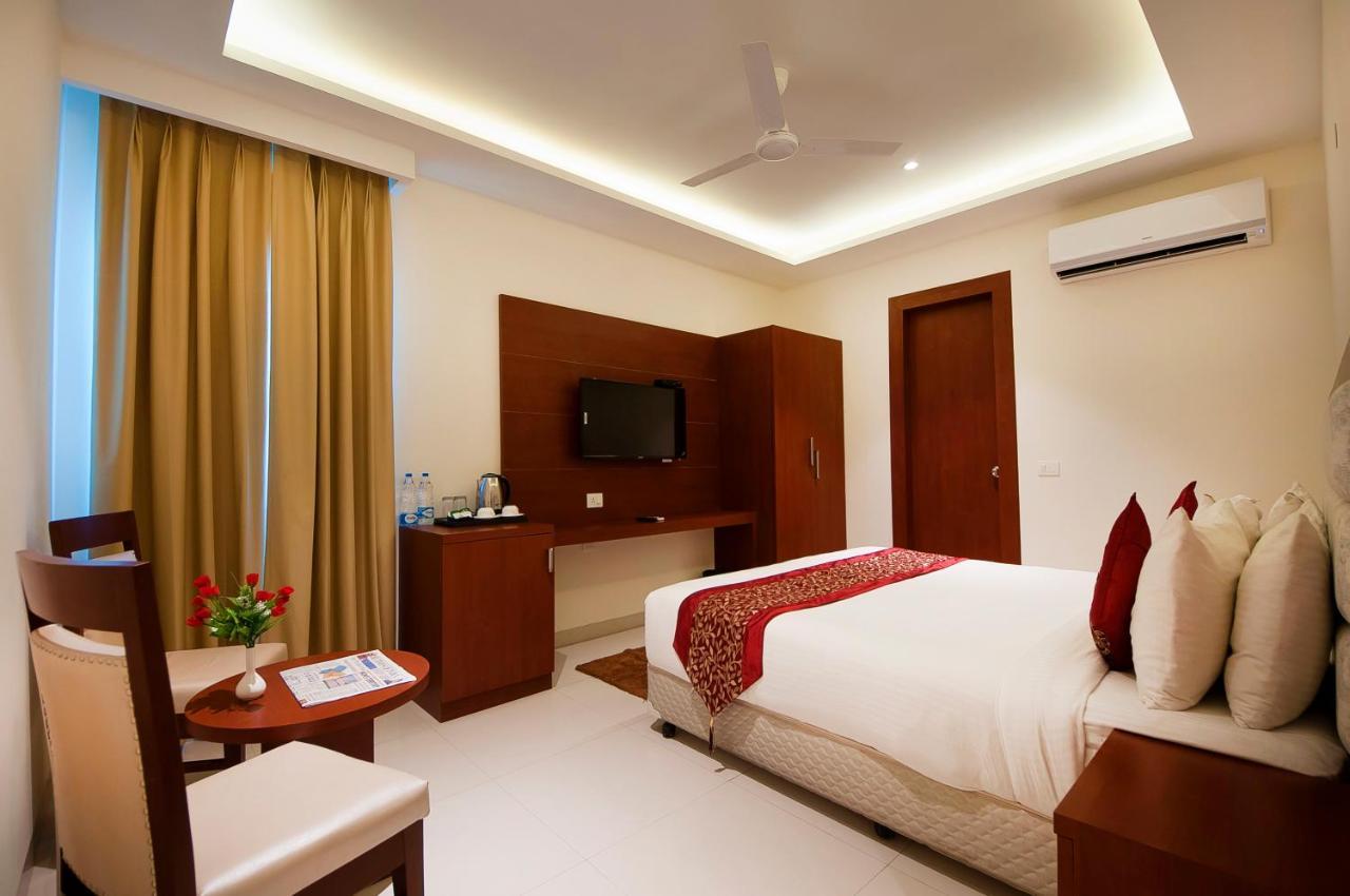 ניו דלהי Hotel Z Suite-Near Delhi Airport מראה חיצוני תמונה