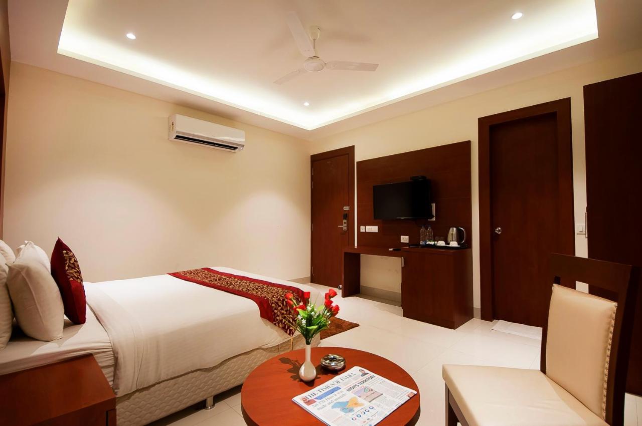 ניו דלהי Hotel Z Suite-Near Delhi Airport מראה חיצוני תמונה