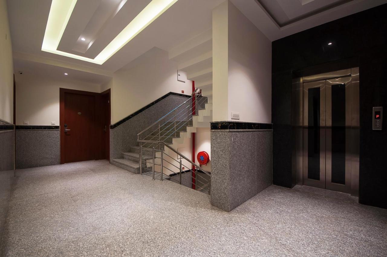ניו דלהי Hotel Z Suite-Near Delhi Airport מראה חיצוני תמונה