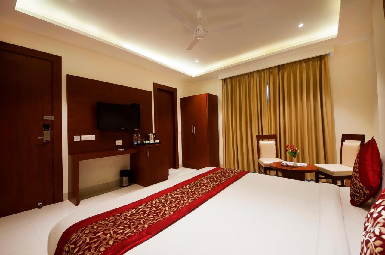 ניו דלהי Hotel Z Suite-Near Delhi Airport מראה חיצוני תמונה