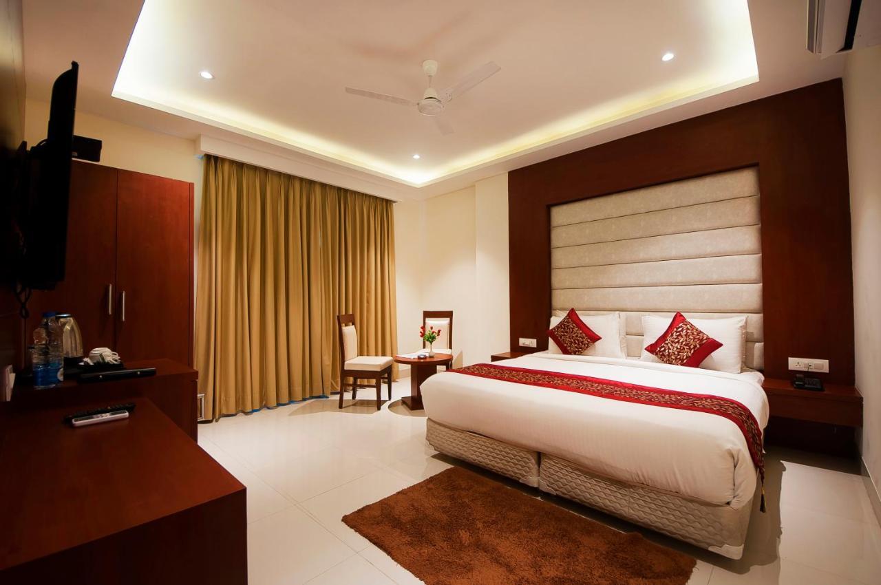 ניו דלהי Hotel Z Suite-Near Delhi Airport מראה חיצוני תמונה